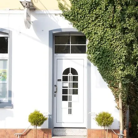 ホテル Gruener Baum